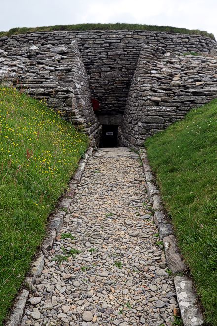 Neolithic tomb