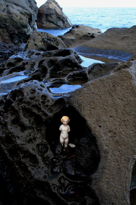 among Stromboli Rocks