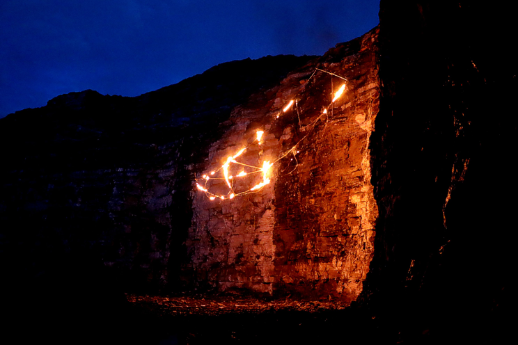 Feuerbarke Installation