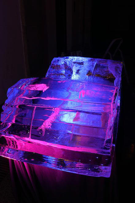 ice carving live